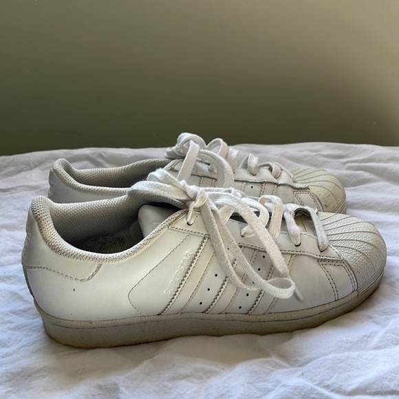 Adidas classic shell tops All White size 5 Childrens - Picture 4 of 10